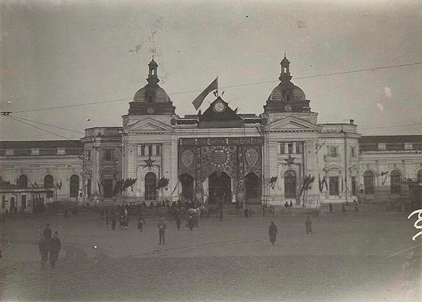 4. Узнаете вокзал?