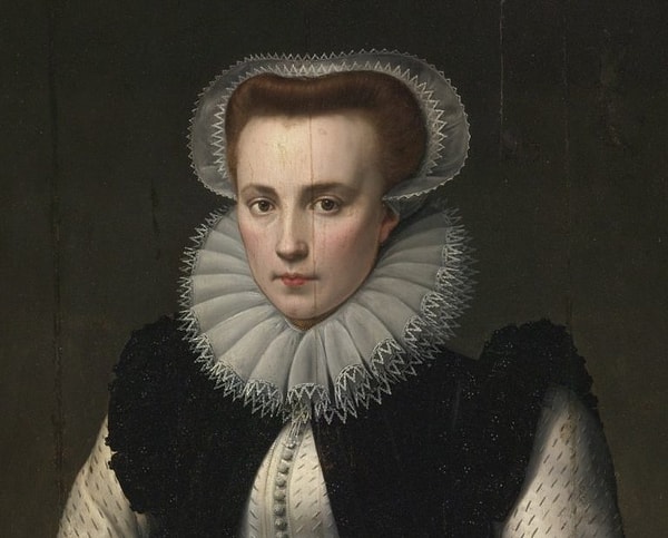 4. Какая была фамилия у серийной убийцы, совершившей самое большое количество убийств молодых девушек и за это попавшей в  книгу рекордов Гиннесса?