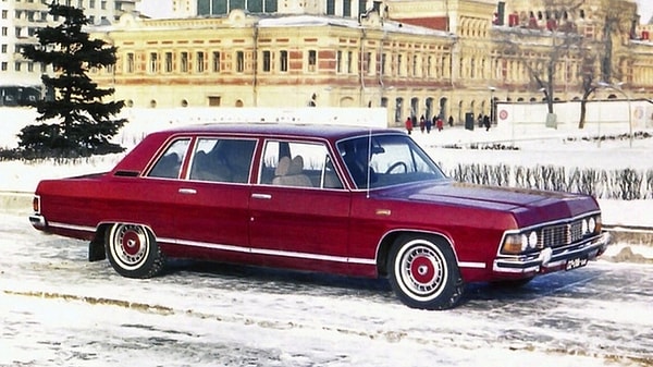 3. Расскажите-ка нам теперь об интересной особенности ГАЗ-14 "Чайки"...