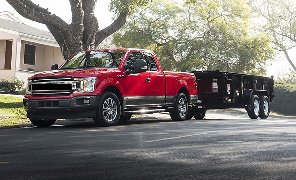 2. Какой производитель автомобилей выпускал модель F-150?