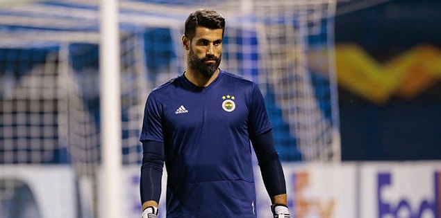 Tecrübeli teknik adam, Volkan Demirel, Atıf, Nabil Dirar ve Ozan Tufan'ın şartlı affedilerek kadroya katılmasını istiyor.