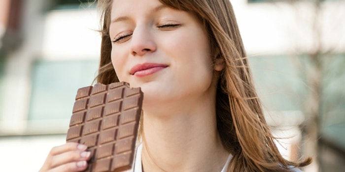 Geceleri Kolay ve İyi Uyuyabilmek İçin Sabahtan Yapmanız Gereken 12 Şey