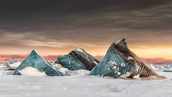 12. "Deniz buzunda takılı kalmak." - Marco Gaiotti (İtalya)