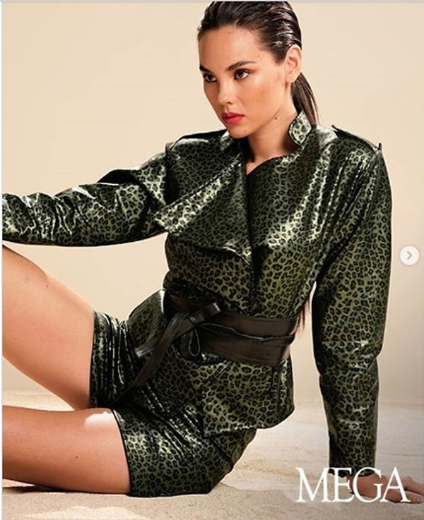 Да, от этой красотки нелегко оторвать глаз! 😍