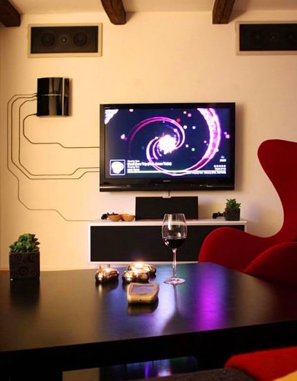 2. Найден идеальный способ борьбы с беспорядочной путаницей проводов: