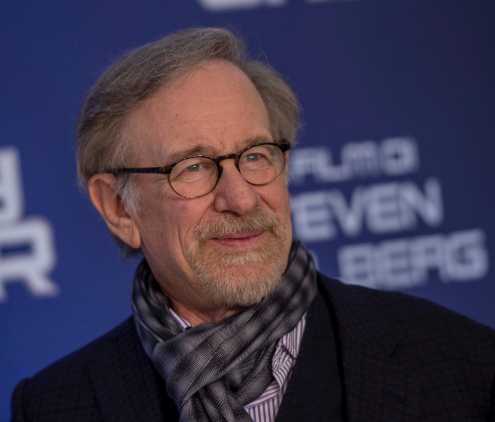 The Top 10 Richest Celebrities In America! - onedio.co