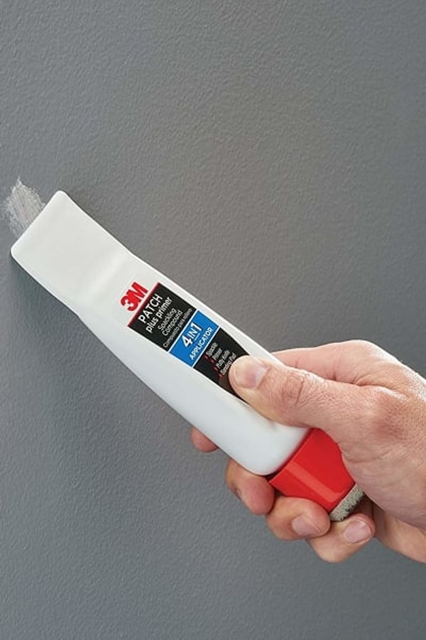 2. Трубка с пластырем и грунтовкой