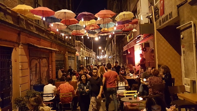 Takıldığın mekanları değiştirmelisin!