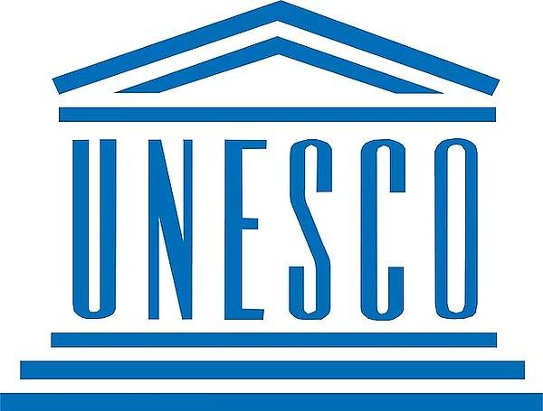 10. Her bir koldan büyük öneme sahip olan Göbeklitepe ilk olarak 2011 yılında UNESCO tarafından Dünya Miras Geçici Listesi'ne alınıyor.
