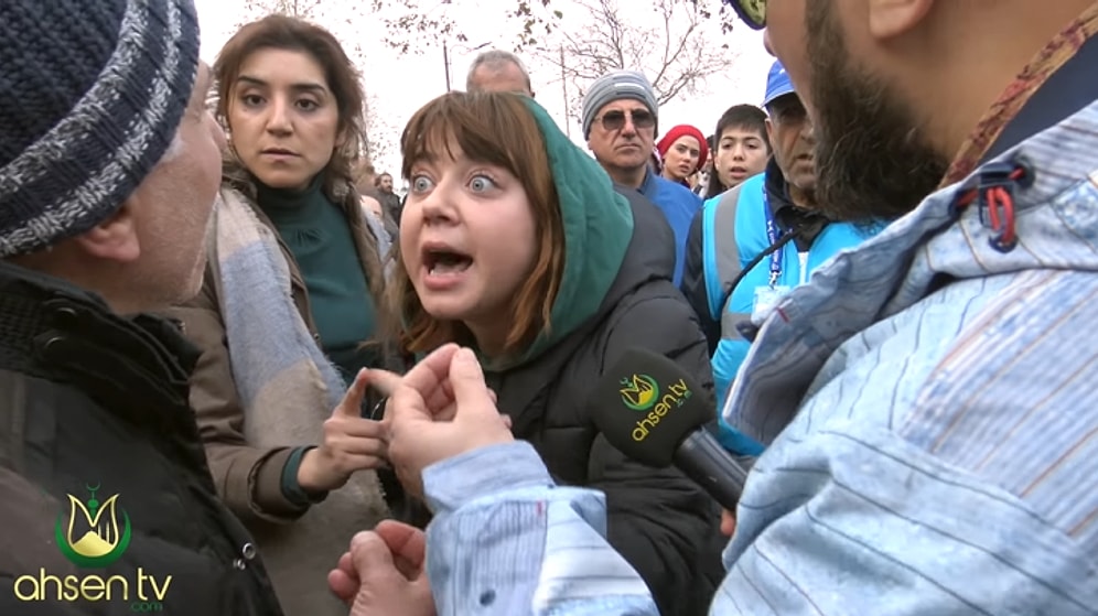 Milli Piyango Karşıtı Bildiri Dağıtan Ahsen TV Muhabirine Tepki: 'Nerede Abuk Subuk Bir İş Var Onları Yapan Bir Adamsın'