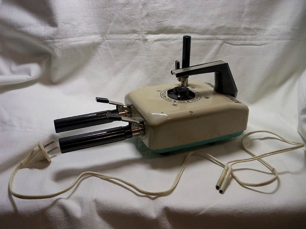 7. Что это за футуристический прибор?