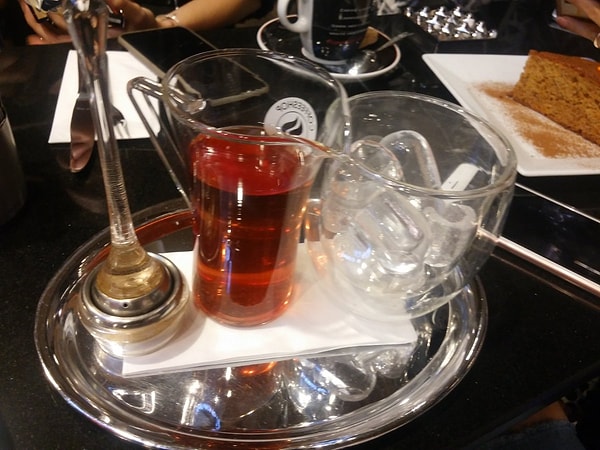 15. İce tea mi yoksa tadımlık bin yıllık şarap mı belli değil. :)