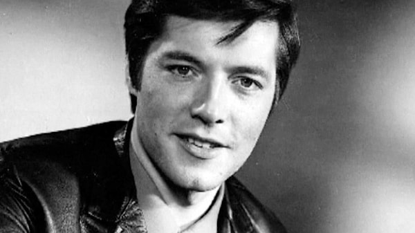 1. Узнали этого актера?