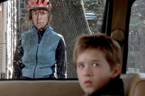 13. От "Шестого чувства" шли мурашки по коже?