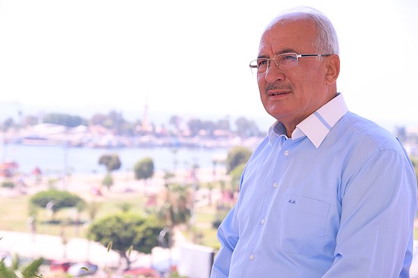 MHP'den istifa ederek İYİ Partiye geçen Burhanettin Kocamaz, 31 Mart 2019'da İYİ Parti'nin Mersin Büyükşehir Belediye Başkan Adayı olarak yarışacak.