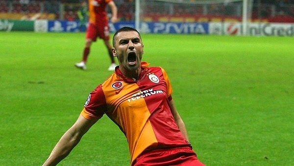 Burak gösterdiği performansla 7 milyon euro karşılığında Galatasaray'a transfer oldu.
