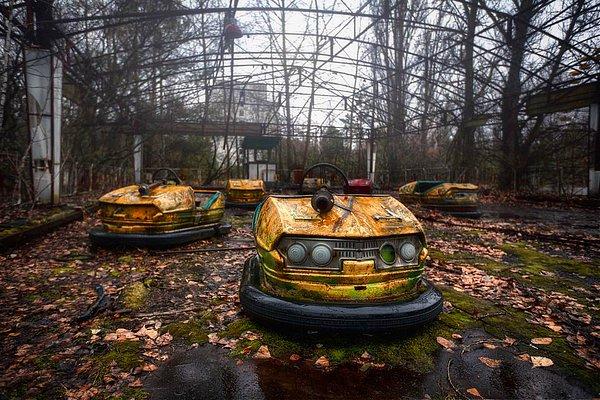 9. Pripyat'ın yerel kasabası bugün hala tehlikeli olan radyasyon seviyeleri nedeniyle yaşanmaz hale geldi.