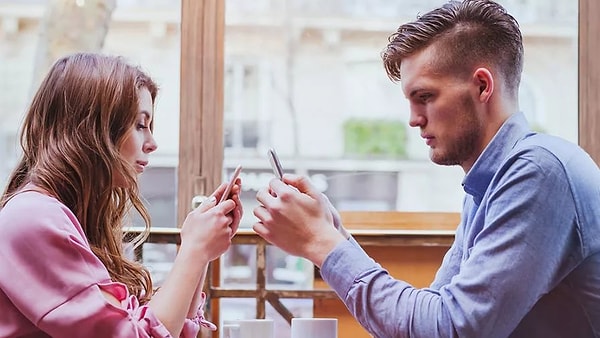 Вам не хватает живого общения!