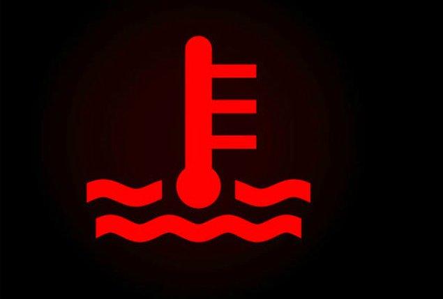 Aracımın suyu tam ama hala ısınıyor? Termostat arızası nedir? Nasıl çözülür?