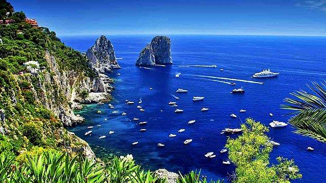 18. Capri Adası