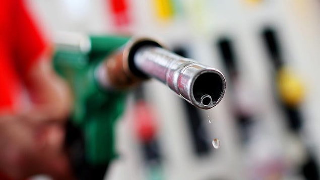 Petrol fiyatlarının artması ve dolar kurundaki hareketler, akaryakıtta yeni bir artışın habercisi.