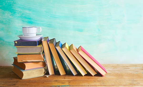 7. Йоко прочла 4 книги. Эмили прочла на две больше, чем вдвое больше книг, нежели Йоко. Мия прочла на одну меньше, чем Йоко. Сколько книг прочла каждая девочка?