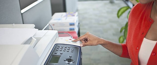 Peki tüm bunlara rağmen bir başka merkez bankasının ürettiği banknotun sahtesi üretilebilir mi? İngiltere'de bu yıllar evvel denendi.