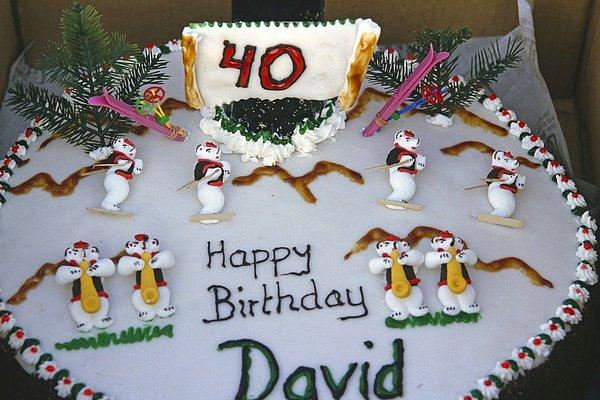 15. 1987'de David Bowie'nin kış temalı 40. yaş doğum günü pastası...