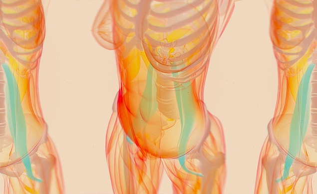 Bacaklardan başlayarak omurgaya kadar uzanan psoas kası, bacaklarla bel kemiğini bağlayan tek kas. Tam olarak esnetildiği zaman ise size adeta ‘anı yaşama’ şansı veriyor.