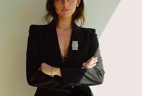 Больше всего он ненавидит, когда им командуют!