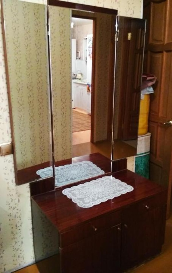 7. Трюмо и трельяж
