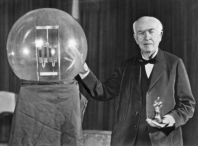 2. Thomas Edison duyma engelinin onu daha başarılı bir bilim insanı yaptığına inanıyordu.