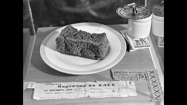 5. 125 граммов хлеба в день