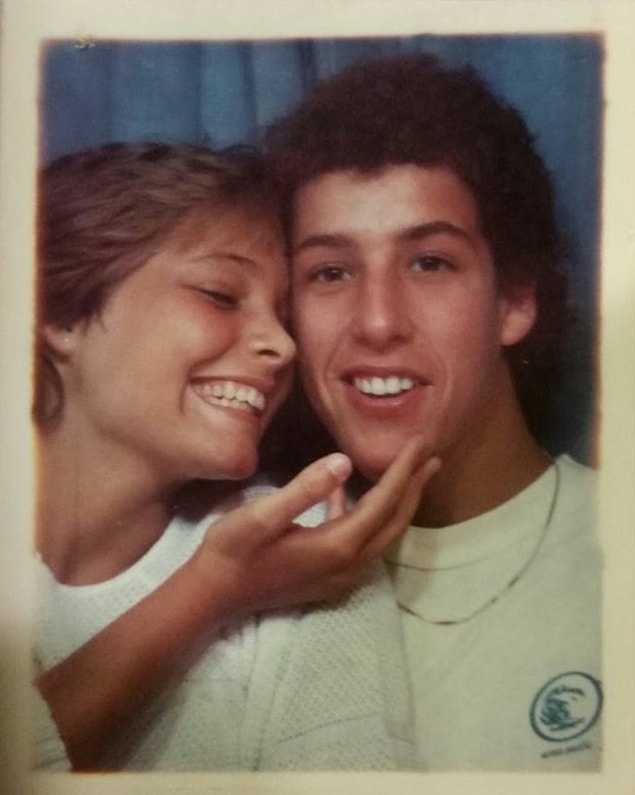 3. "Annem lisedeyken Adam Sandler ile sevgiliymiş."