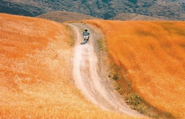 14. Rüzgar Bizi Sürükleyecek (1999) Bad Ma Ra Khahad Bord