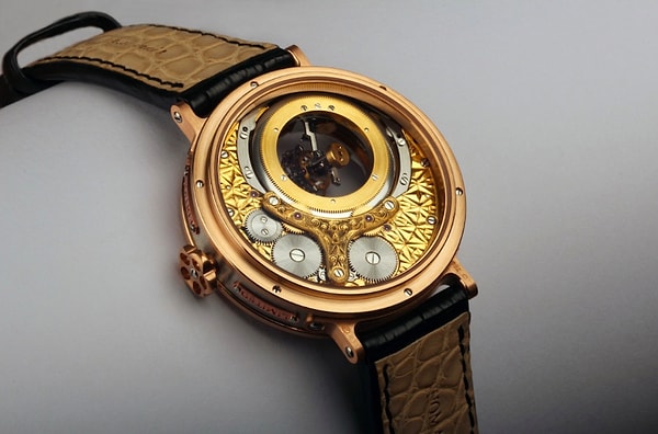 3. Кто из литературных персонажей пользовался часами с двадцатью четырьмя делениями?