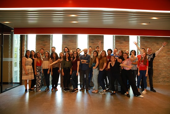 Klasik Bursları Unutun! Tüm İhtiyaçlarınızı Karşılayan Hayallerinizdeki Gibi Bir Bursla Eğitime Var mısınız?