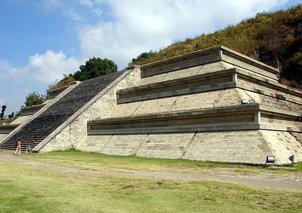 6. Пирамида Чолула: