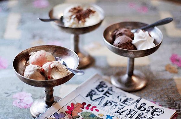 5. А сколько стоила одна порция мороженого крем-брюле?