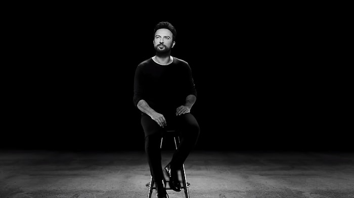 Tarkan'dan Yeni Video Klip: 'O Sevişmeler'