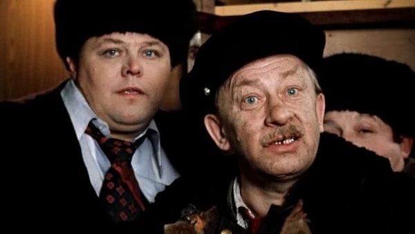 9. Где герои фильма "Старый Новый год" решили начать жизнь заново?