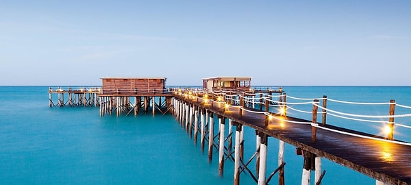 2. Пемба и Унгуджа - два главных острова полуавтономного архипелага, принадлежащего какой стране?