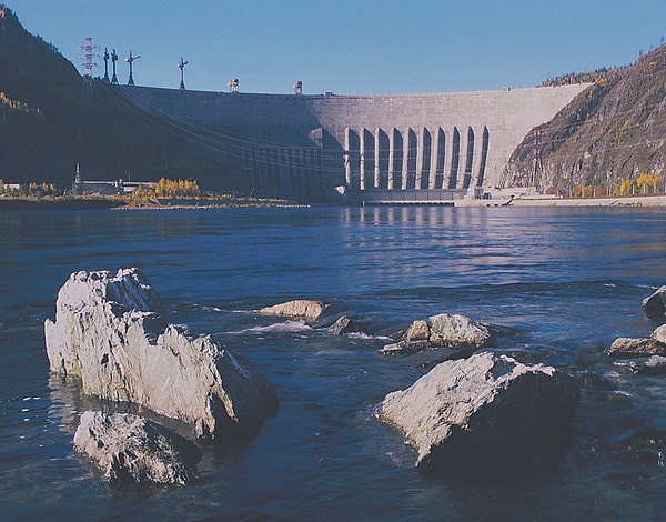 4. Какая река была самой важной для СССР с экономической точки зрения?