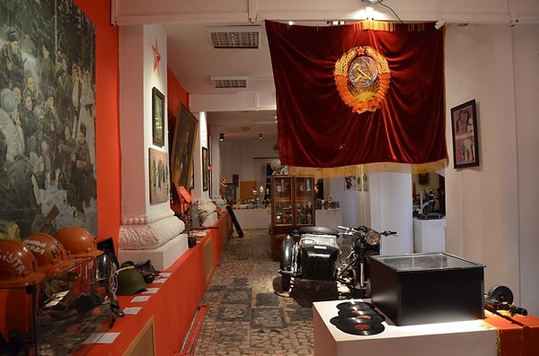 7. Назовите самый известный в СССР музей: