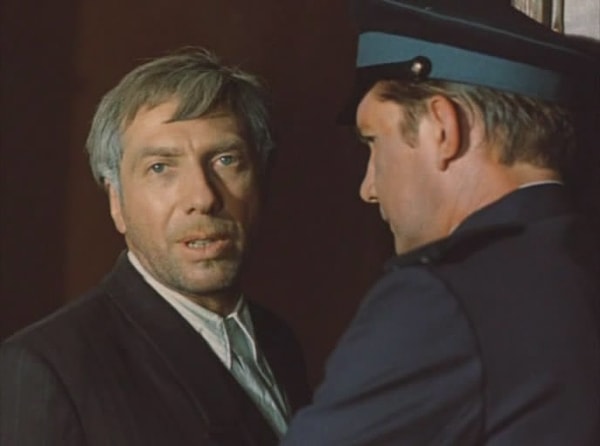 8. Как назывался фильм, в котором Сергей Юрский играл врача Илью Груздева, обвиняемого в убийстве жены?