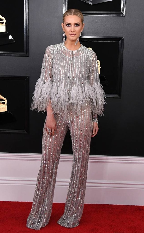 21. Эшли Симпсон