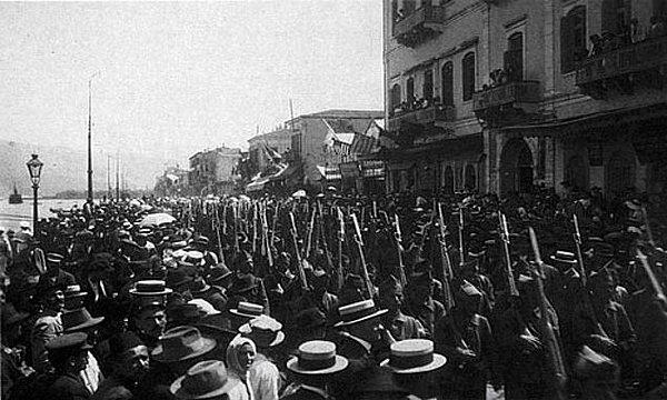 Olayların başlangıcı için 1919'a, İstanbul'a gidiyoruz.
