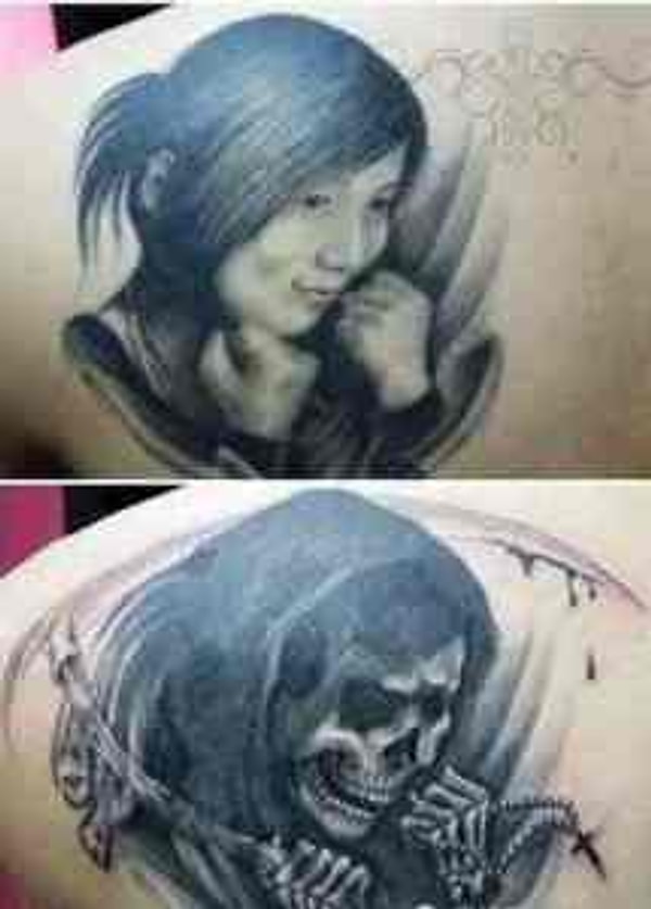 8. Похоже, это был очень тяжелый разрыв. Наверное, девушка сильно накосячила, раз он превратил ее в это.