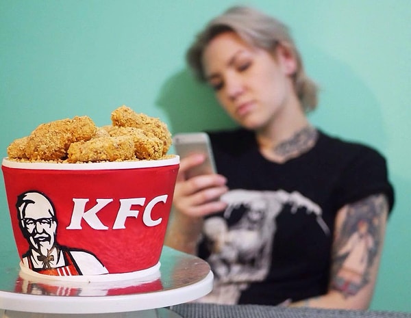 9. Корзинка от известного общепита