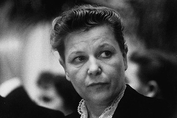 14. И последний вопрос: кто это?